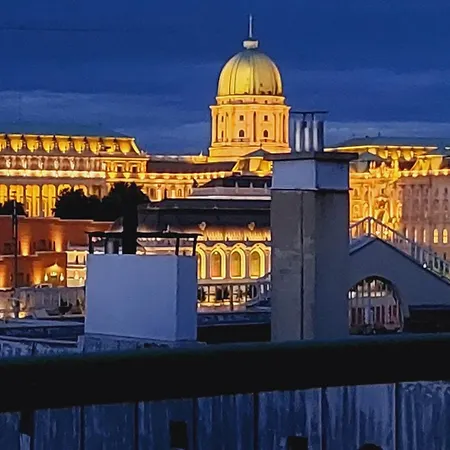 Castle View One Apartament Budapeszt